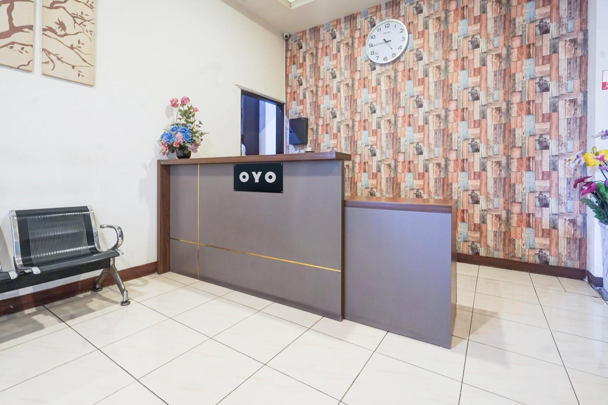 Hotel O Rappocini Near Rsia Paramount Makassar Eksteriør bilde
