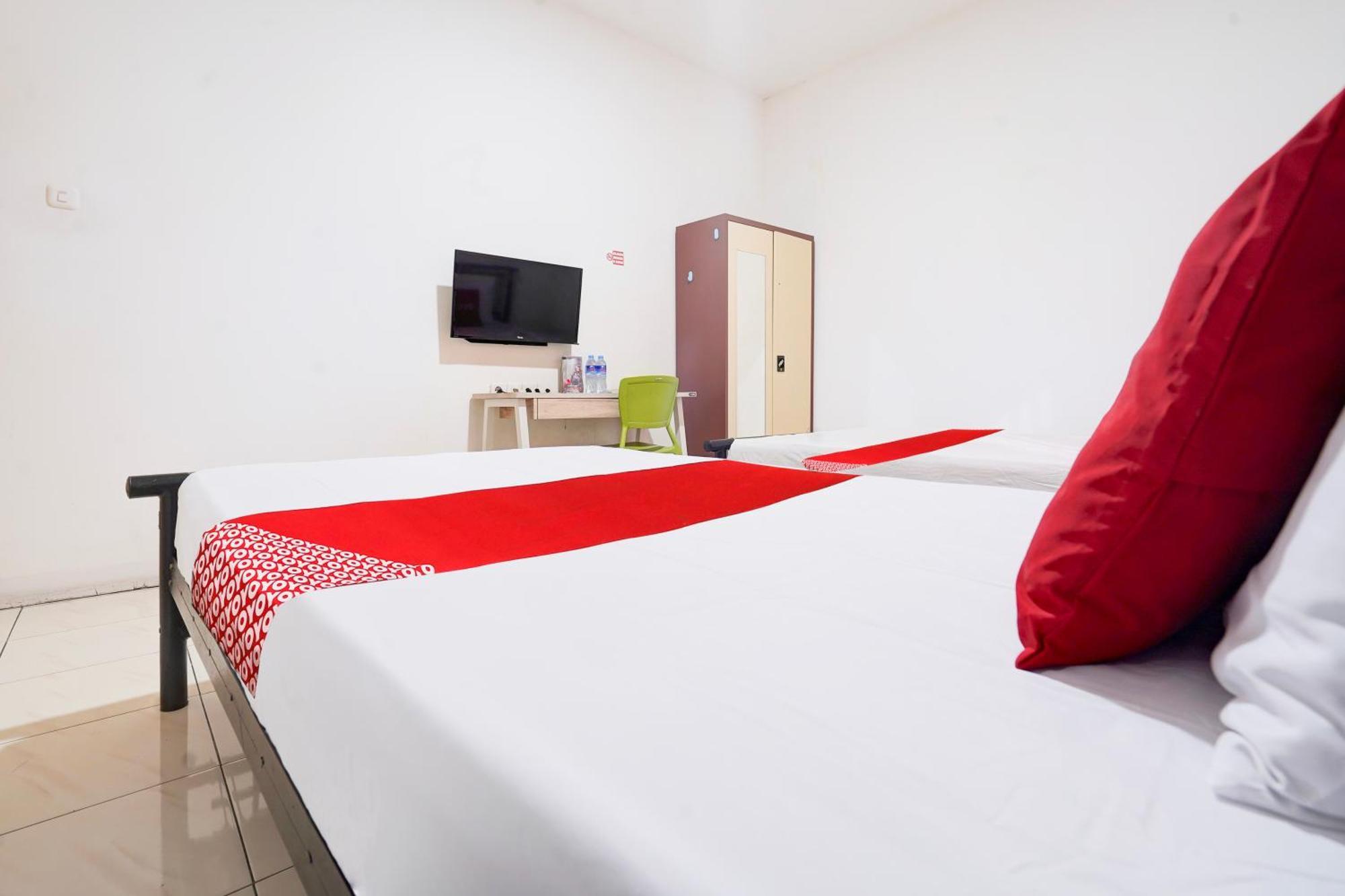 Hotel O Rappocini Near Rsia Paramount Makassar Eksteriør bilde
